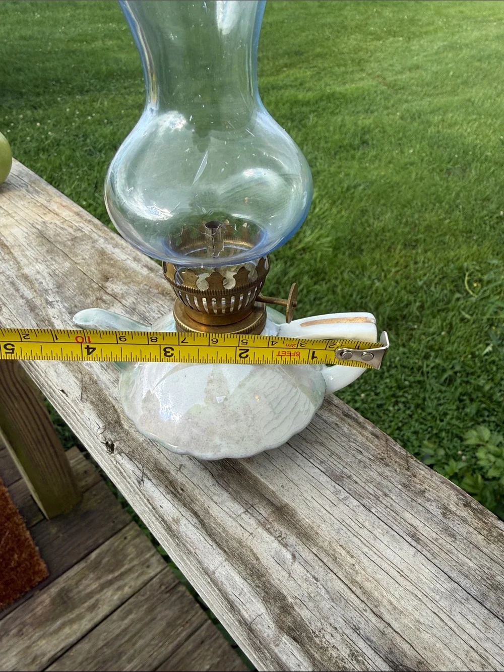 Ceramic Oil Lantern with Clear Blue-Tinted Glass Chimney